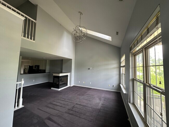 Building Photo - 176 Clubhouse Cir