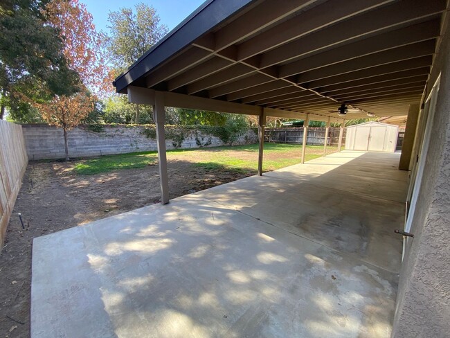Building Photo - Cozy NW Visalia Home Rent Ready!
