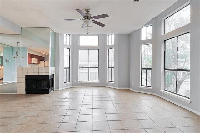 Building Photo - 3420 Country Club Dr W