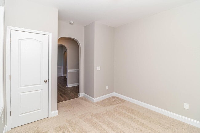 Building Photo - STUNNING & SPACIOUS! GANDER LAKE 4 BR | 3 BA IN PIKEVILLE SCHOOL DISTRICT *LAWN CARE INCLUDED!*