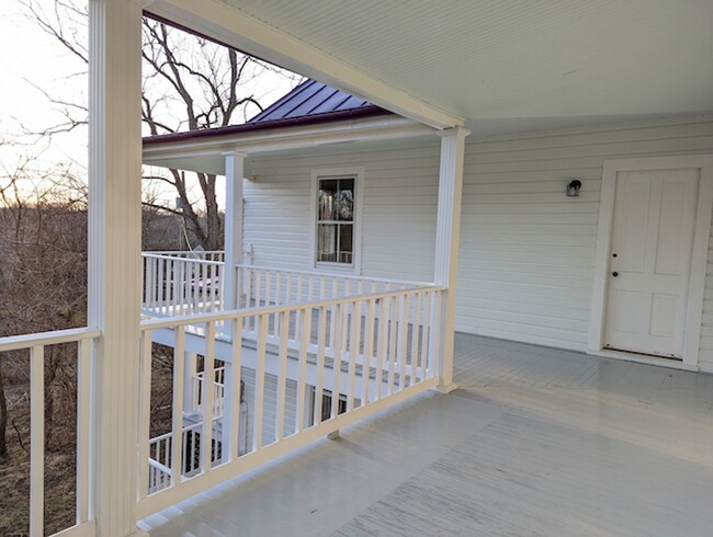 Building Photo - Beautifully Restored Home in Clarke County