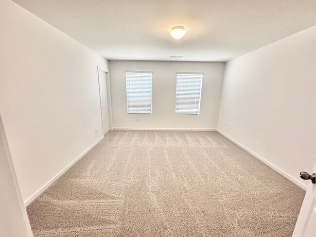 Building Photo - Beautiful New Construction 4 bedroom 2 1/2 bath home in the Kensington community.