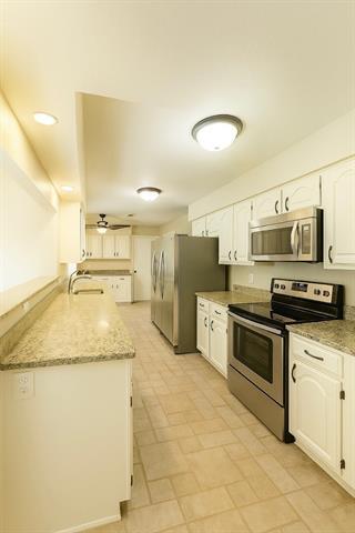 Building Photo - 1340 Kesser Dr