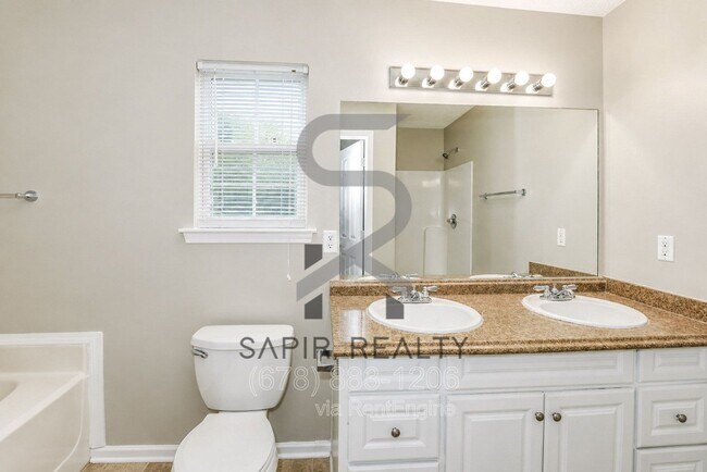 Building Photo - 5868 Amerson Ln
