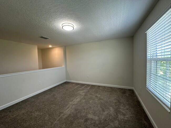 Building Photo - 1616 Oak Blossom Dr