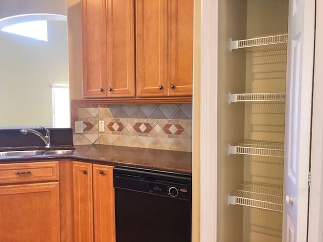 Building Photo - EAGLE CREEK LAKE NONA! WELCOME HOME! Beautiful water views! Spacious 2 story-3 bedroom 2.5 bath h...