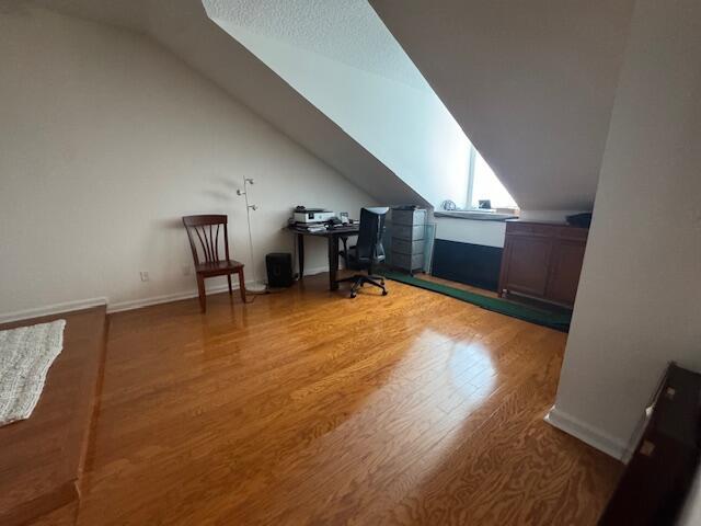 Building Photo - 2604 Fairway Dr N