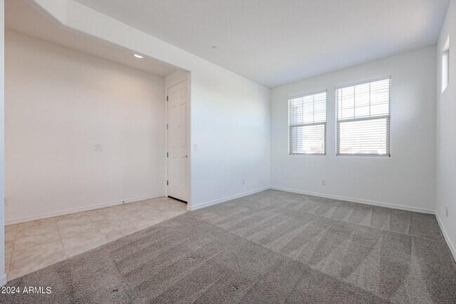 Building Photo - 28440 N 132nd Dr