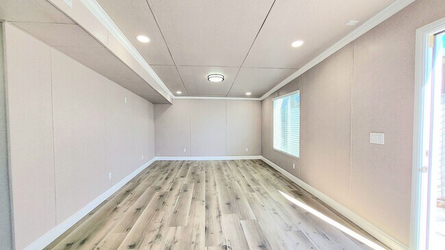 Building Photo - 1611 E Gamebird Rd