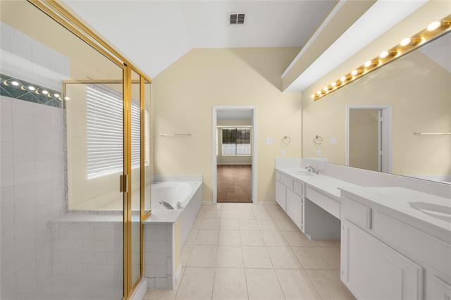 Building Photo - 2808 Barksdale Dr