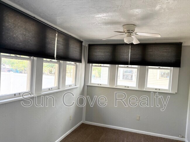 Building Photo - 1216 E 17th Ave