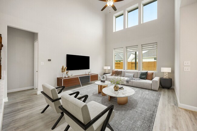 Building Photo - 142 Sunray Creek Dr