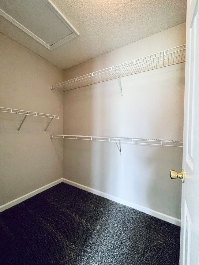 Building Photo - Fenced in Yard AND shed! ADORABLE 3 Bedroom Home with Garage - GREAT Conway location!