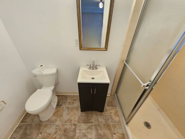 Building Photo - Spacious Private Home with Pool on Nearly Half an Acre