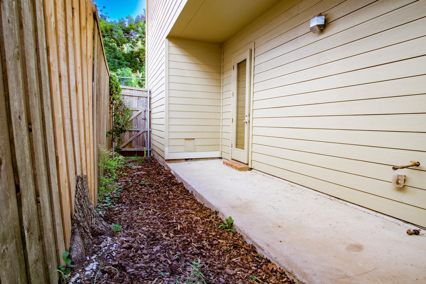 Building Photo - Luxurious Lower Greenville home walkable to shops & eateries