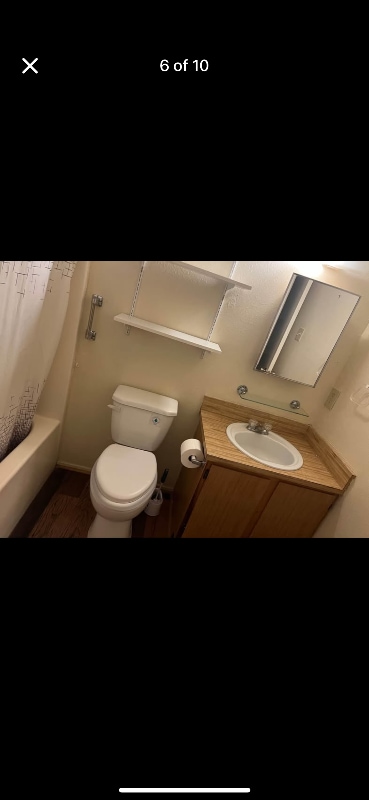 Building Photo - 1510 N Spring St