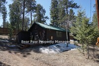 Building Photo - Cute Cabin in the Woods!!