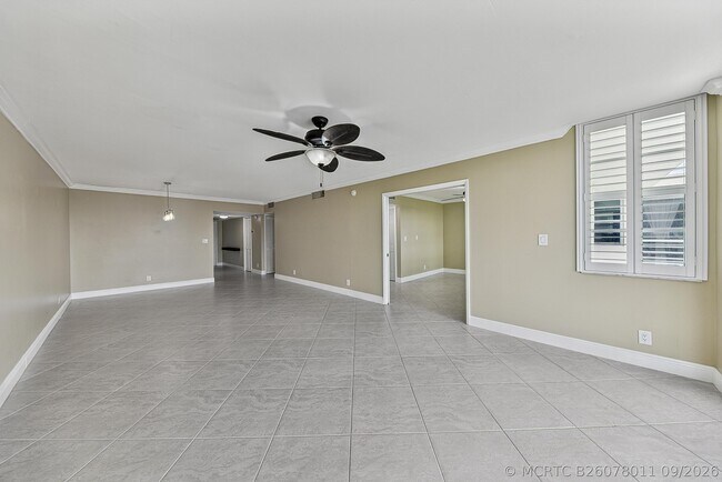 Building Photo - 4000 Cypress Grove Way