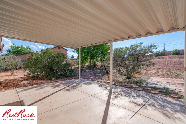 Building Photo - Bright & Spacious 3-Bed, 2-Bath Home in Wa...