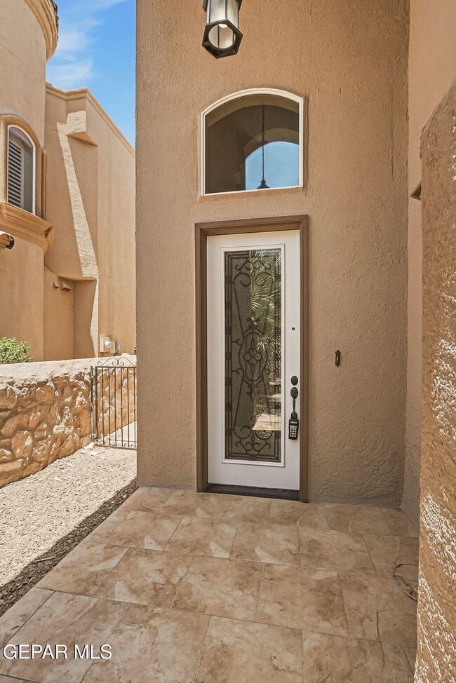 Building Photo - 3727 Grand Bahamas Dr