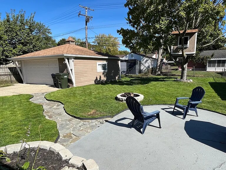 Building Photo - 11423 Delvin Dr