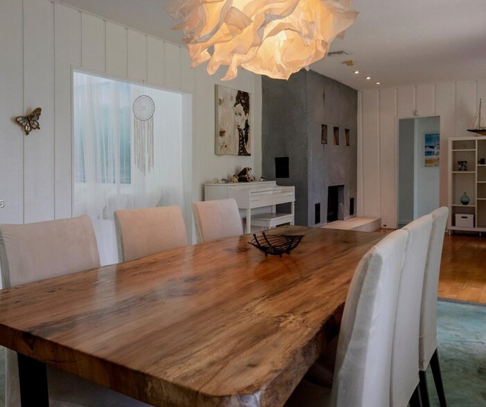 Building Photo - 750 NE 120th St