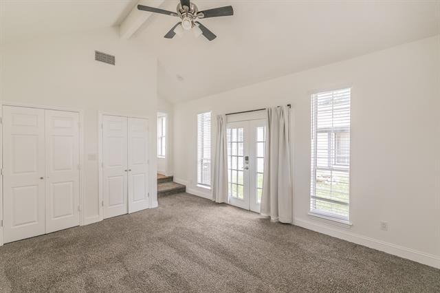 Building Photo - 3909 Trail Lake Dr