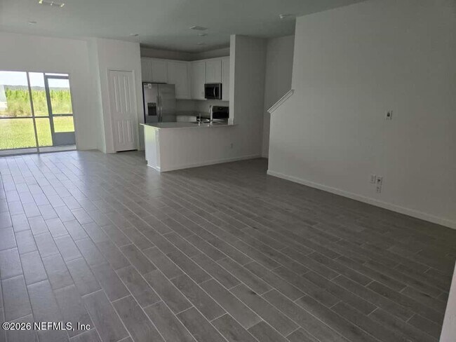 Building Photo - 198 Hubbard Bnd