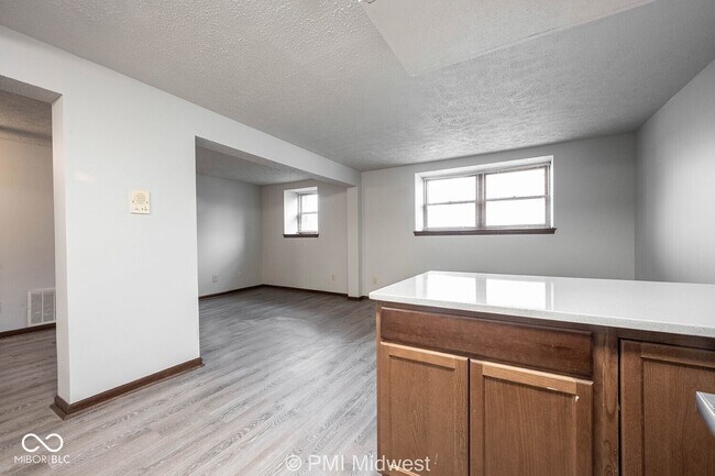 Building Photo - 3707 N Meridian St