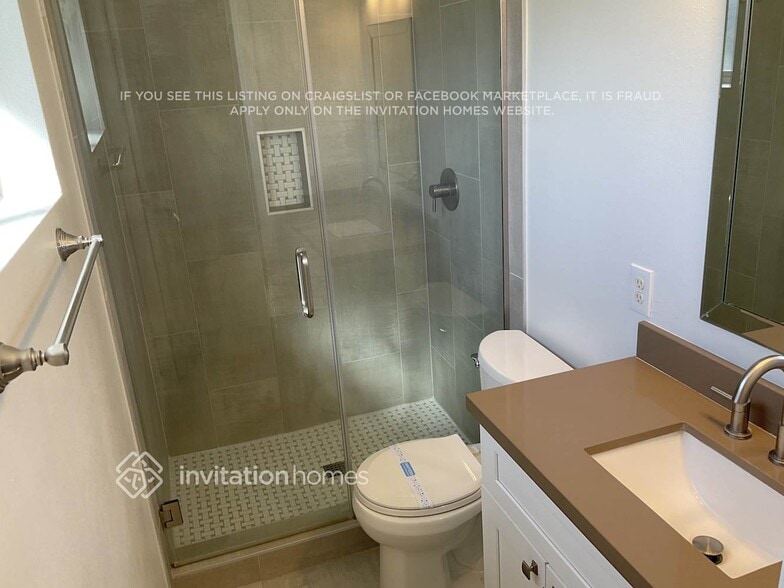 Building Photo - 7025 E Culver St