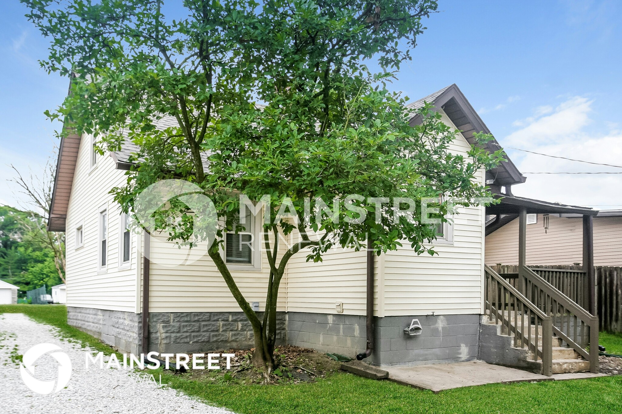 Building Photo - 935 N Gibson Ave