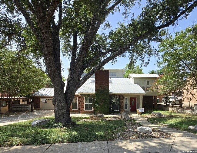 Building Photo - 3623 Green Spring