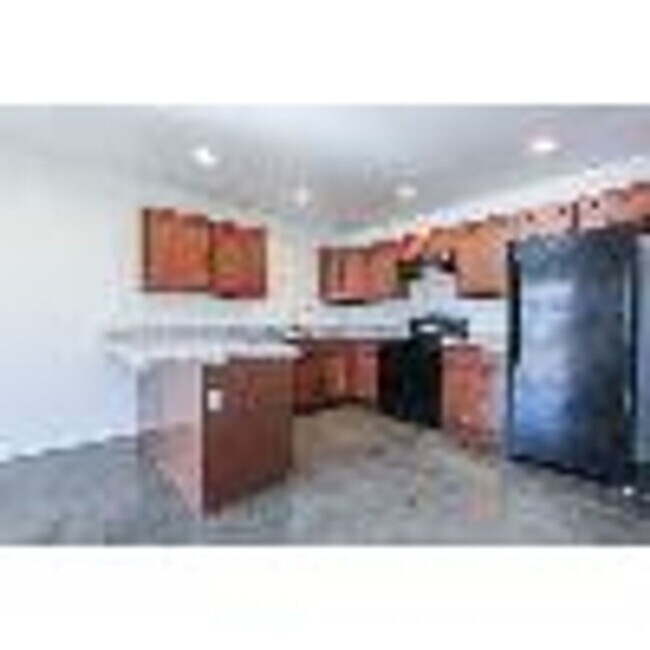 Building Photo - 8571 Spouse Dr