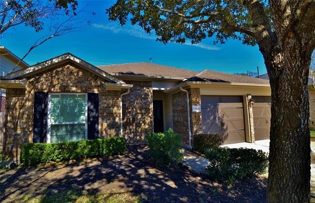 Building Photo - 11219 English Rose Trail