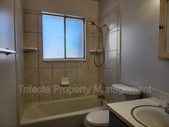 Building Photo - 2739 Leisure Dr