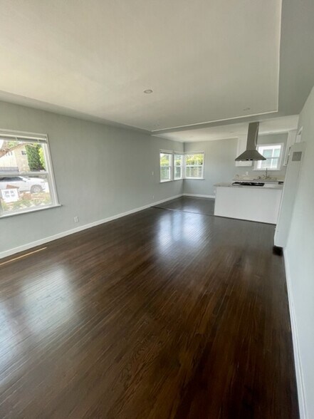 Building Photo - 1831 S Redondo Blvd