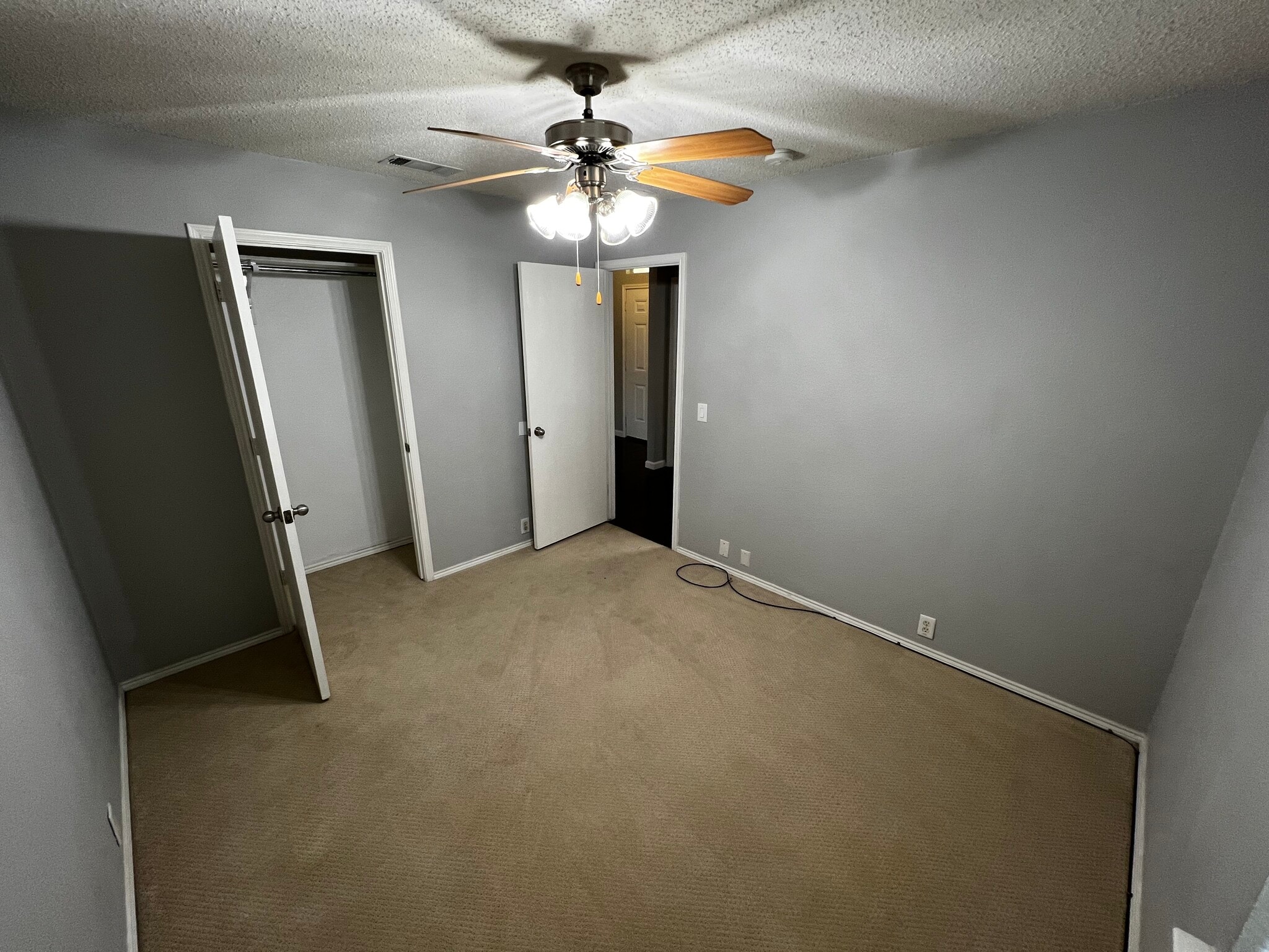 Building Photo - 1510 Shady Shores Dr