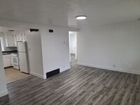 Building Photo - Roy 4-plex 2002