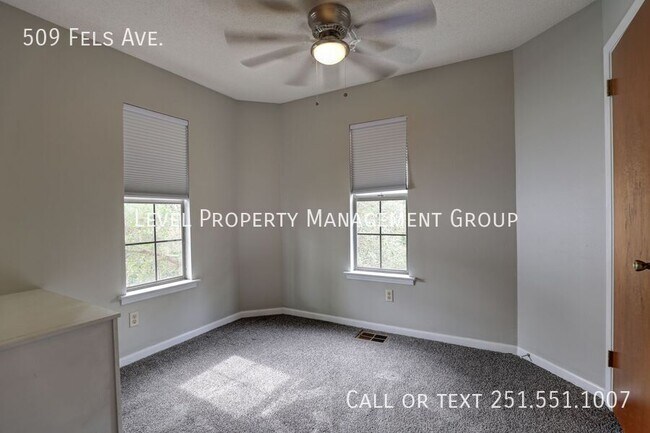 Building Photo - 509 Fels Ave