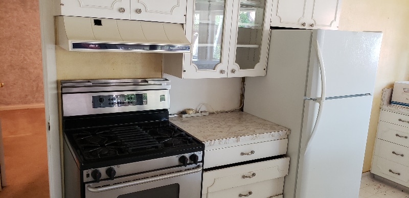 Building Photo - 2136 Dena Dr