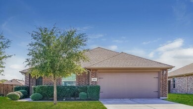 Building Photo - Move in ready