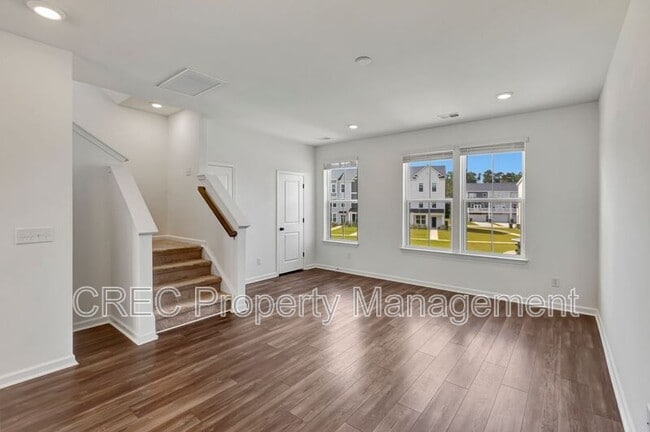 Building Photo - 831 Recess Pt Dr