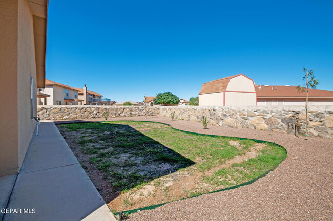 Building Photo - 7117 Mesquite Tree Ln