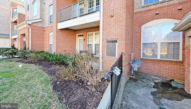 Building Photo - 12185 Abington Hall Pl