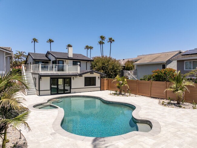 Building Photo - Gorgeous Fully Remodeled 5 Bedroom Home wi...