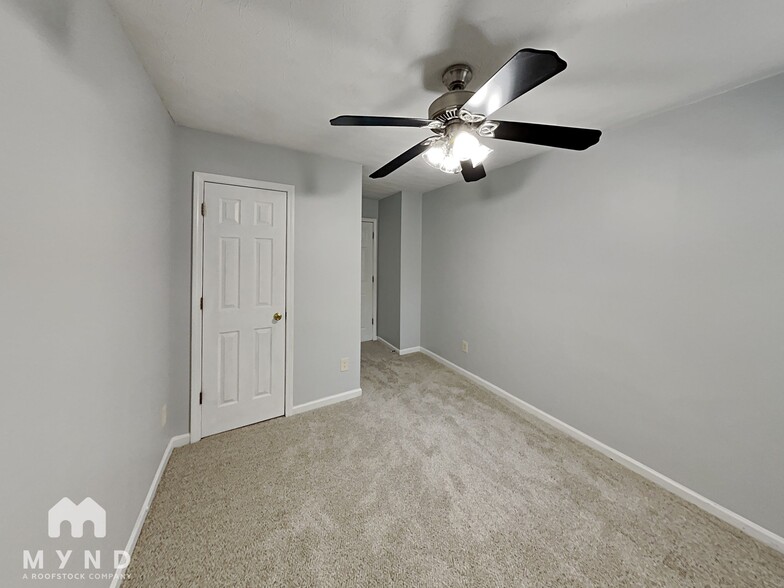 Building Photo - 1531 Eastern Sunrise Ln