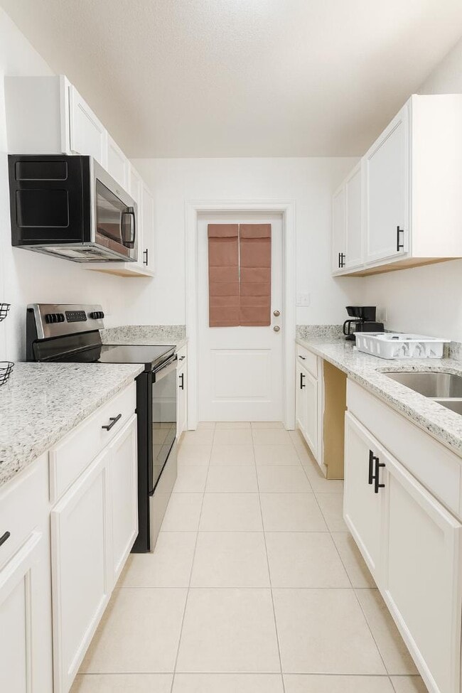 Building Photo - 2205 12th St NW