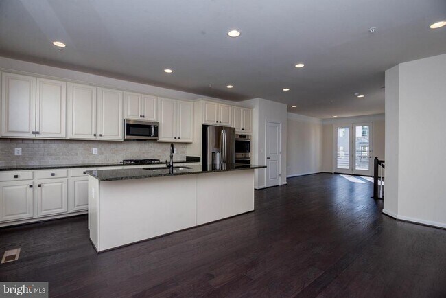 Building Photo - 4939 Trail Vista Ln