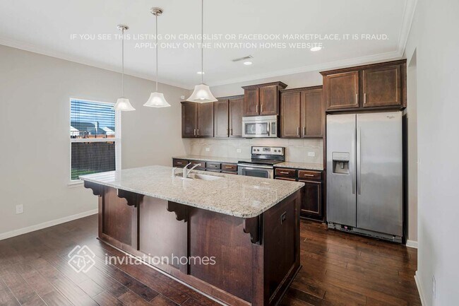 Building Photo - 10225 Snowbell Ct
