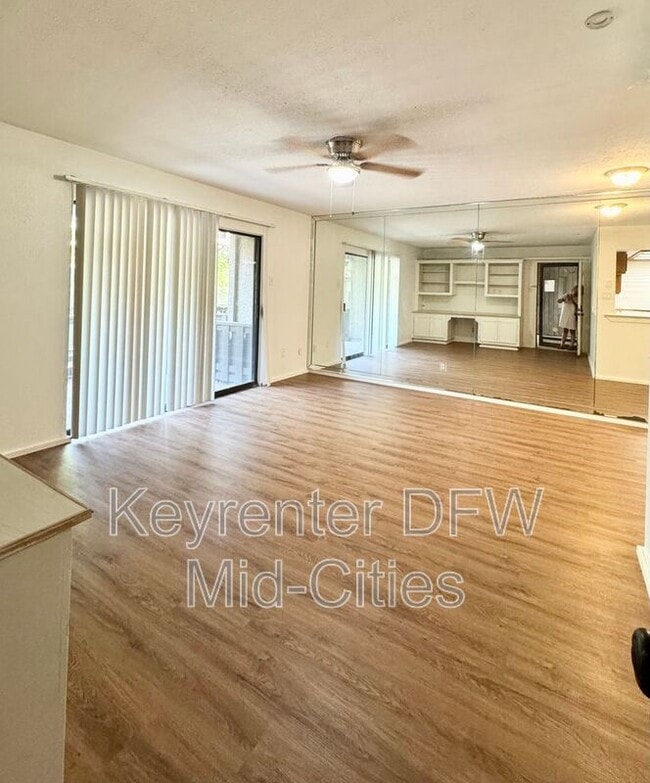 Primary Photo - 4539 N O'Connor Rd